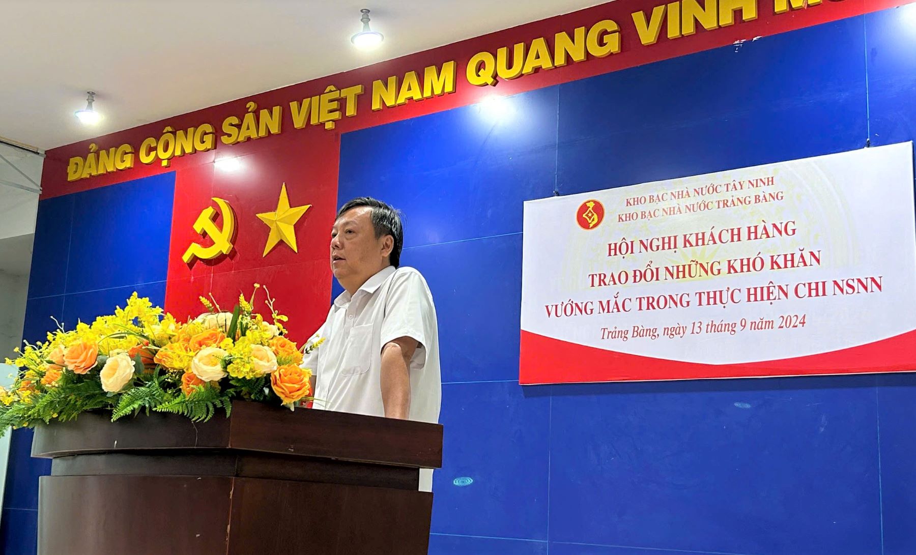 Ông Huỳnh Văn Tuấn, Phó Giám đốc KBNN Tây Ninh phát biểu tại Hội nghị khách hàng năm 2024